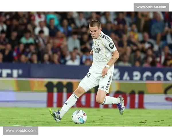 未满 18 岁仍自律训练！皇马亿元新星马斯坦托诺独自备战新赛季